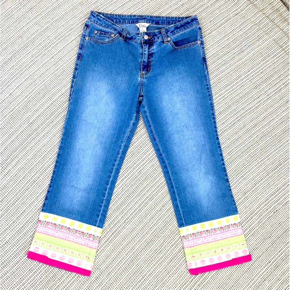 Lilly Pulitzer Vintage Ribbon Trim
Crop Jeans